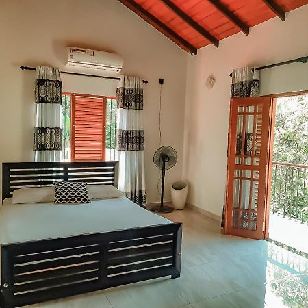 Hotel White House Ratnapura Zewnętrze zdjęcie