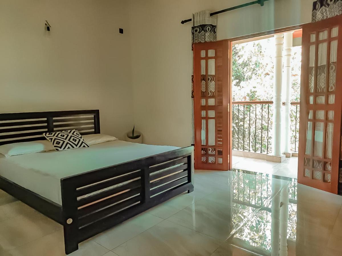 Hotel White House Ratnapura Zewnętrze zdjęcie