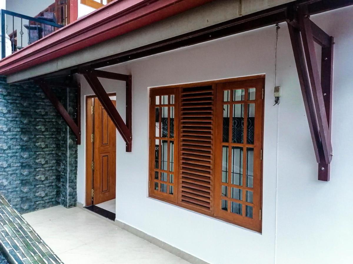 Hotel White House Ratnapura Zewnętrze zdjęcie