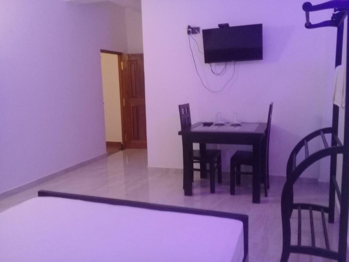 Hotel White House Ratnapura Zewnętrze zdjęcie