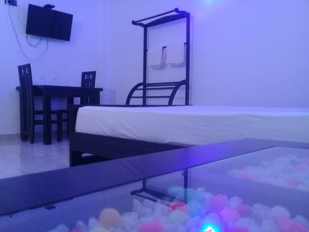 Hotel White House Ratnapura Zewnętrze zdjęcie